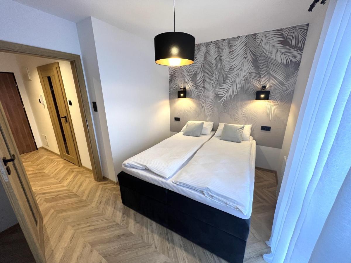 Apartamento Apartament Na Zielonej Szczytno Mazury Exterior foto